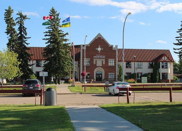 Lakeland college